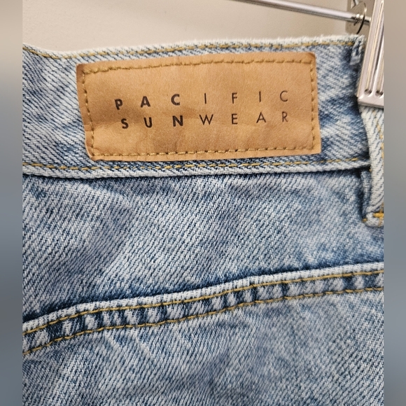 Pacsun 100% cotton Button fly jeans sz. 27 raw hem - Picture 6 of 10